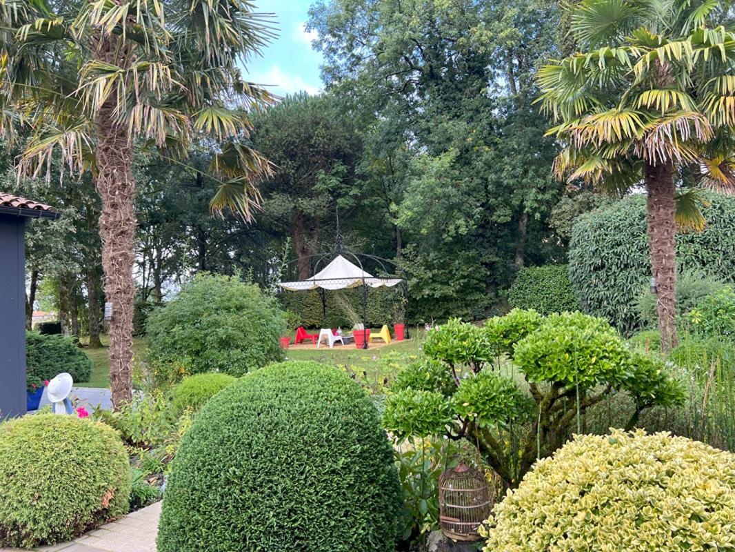 AUGE Ensemble immobilier  de 3 logements  Auge 12 pièce(s) 277 m2 4