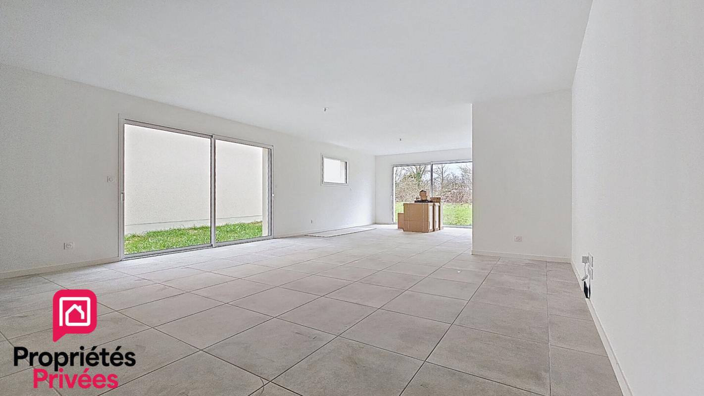 SAINT-SAUVEUR-D'AUNIS Maison récente  2026 de plain pied 155 m2 - RT 2020  -4 chambres - Garage 4