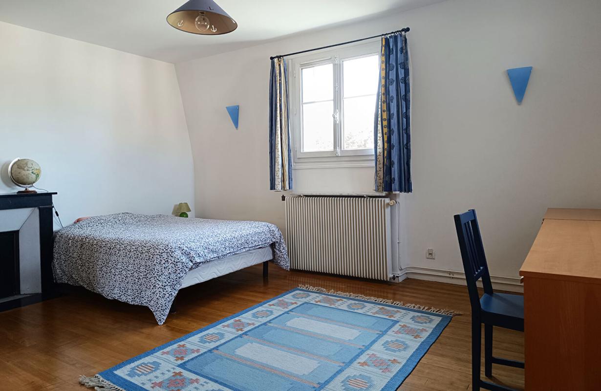 NEUILLY-PLAISANCE Maison Familiale proche RER A 10 pièces 240m² NEUILLY-PLAISANCE (93360) 13
