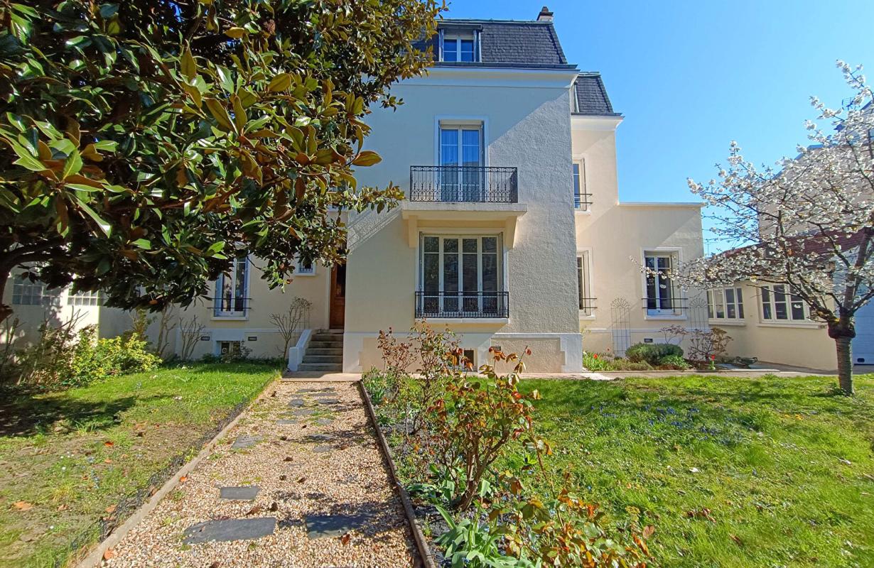 NEUILLY-PLAISANCE Maison Familiale proche RER A 10 pièces 240m² NEUILLY-PLAISANCE (93360) 15