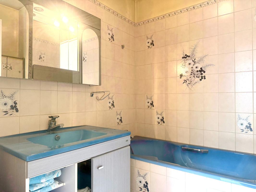 COURBEVOIE Asnières-sur-Seine ? Quartier Flachat | 2 pièces avec balcon, parking et cave 7