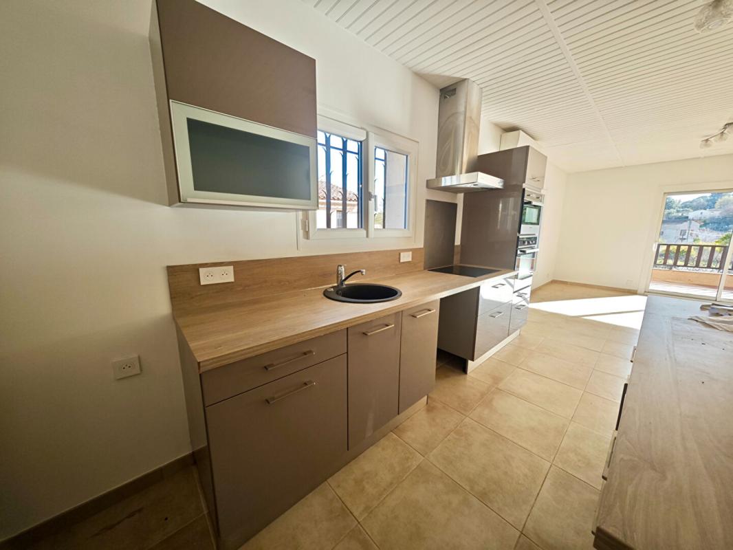 LA MOTTE HAUT DE VILLA- 4 pièces- Grande terrasse- Garage- Jardin 7