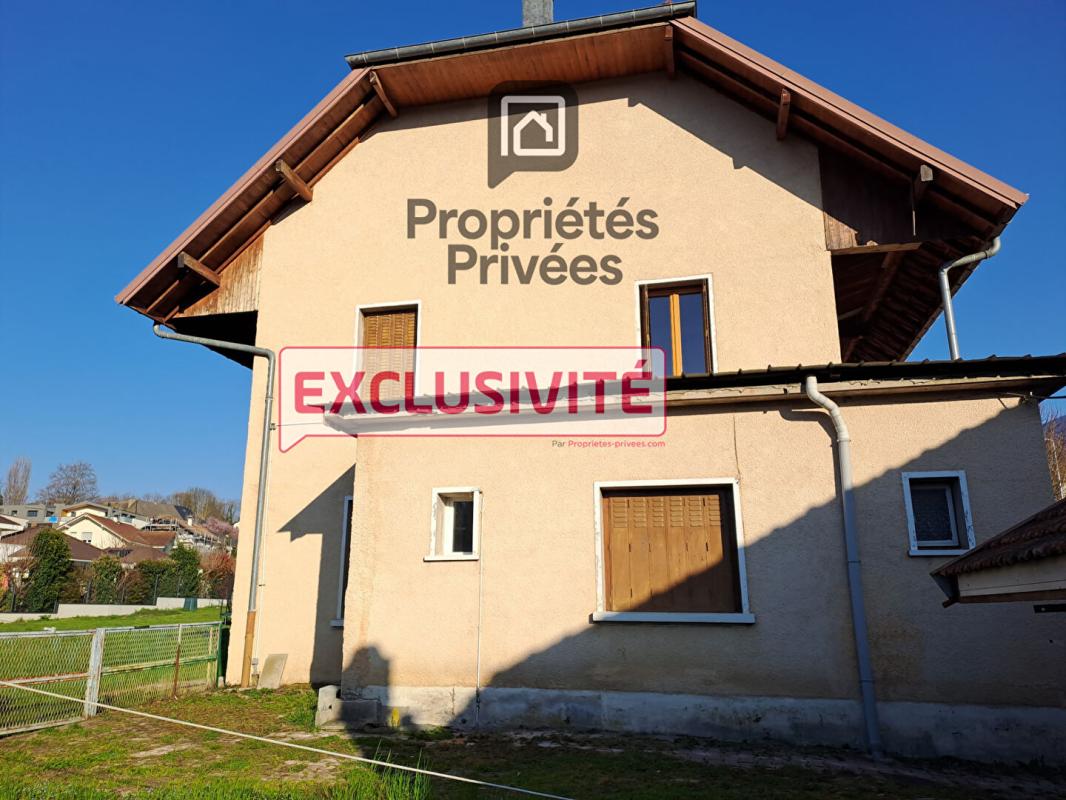 GRESY-SUR-AIX Maison mitoyenne , 3 chambres sur Gresy-sur-Aix, parcelle de 440m2 1