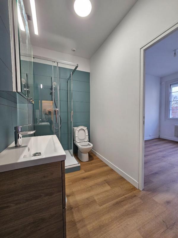 RAMBOUILLET 2 pièces rénové au centre ville de Rambouillet 9