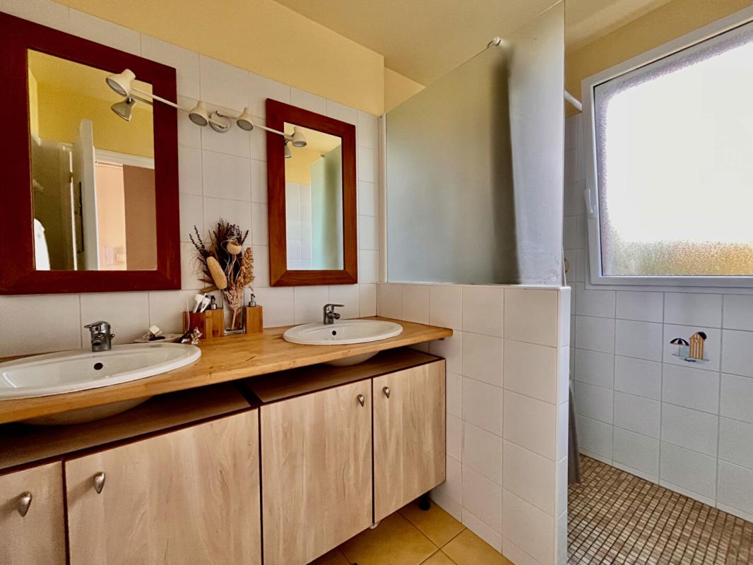 LE CROISIC Le Croisic - Maison 115m2 T4 années 30 rénovée 8