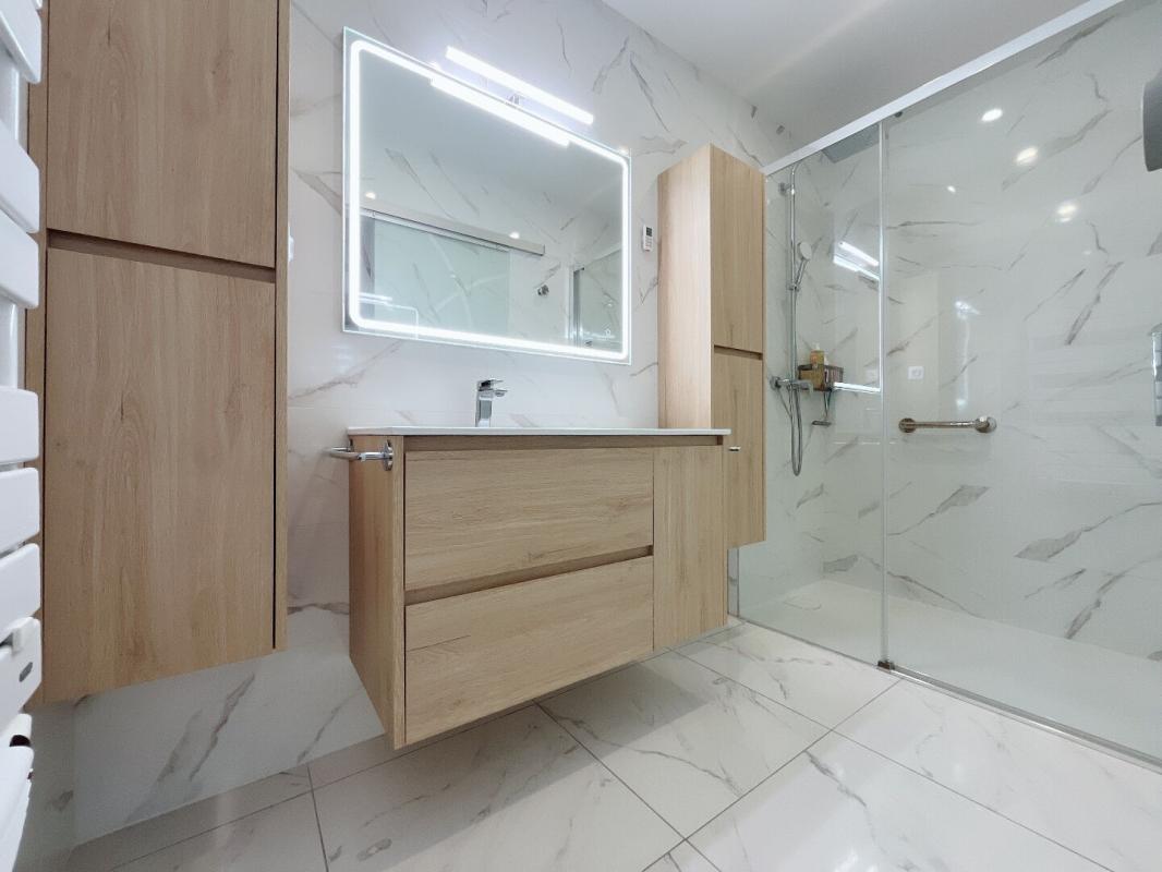 SAINT-CYPRIEN Magnifique maison de 2024 en R+1 de 95 m² sur un terrain deux faces piscinable 14