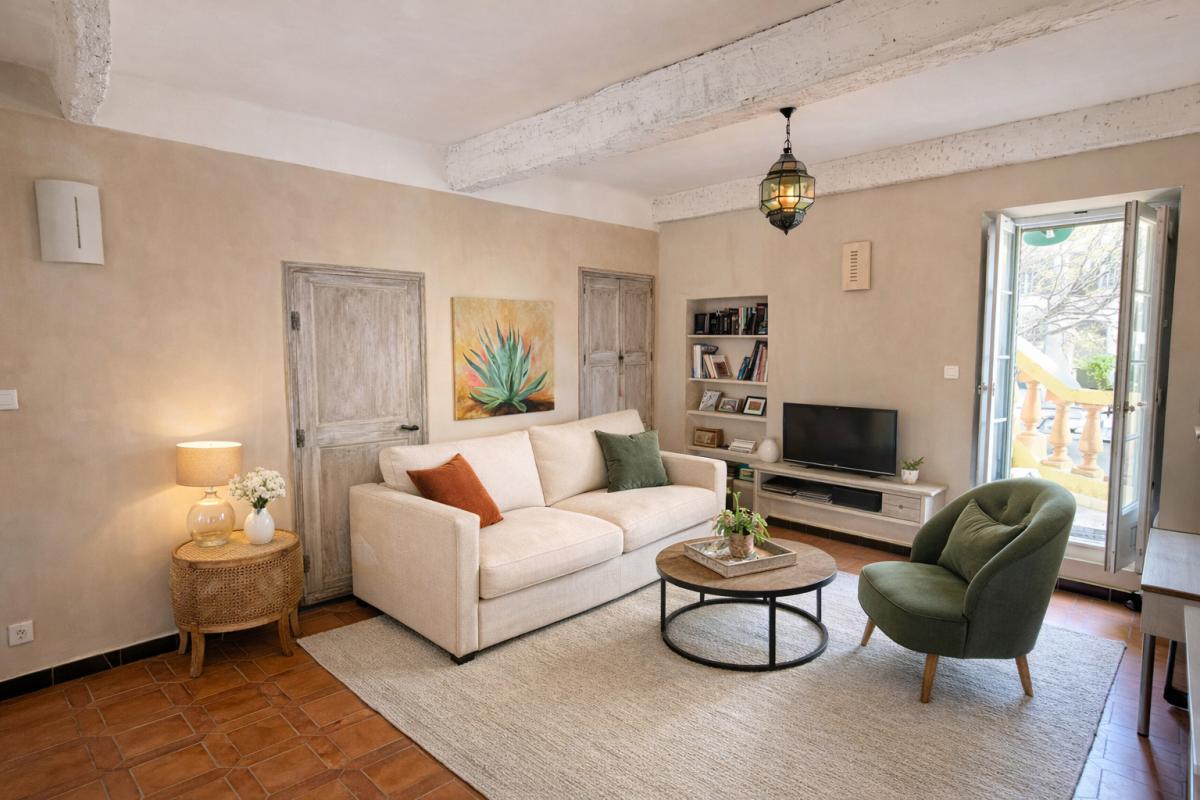 CLAVIERS Maison 3 façades, garage, terrasse studio indépendant 1