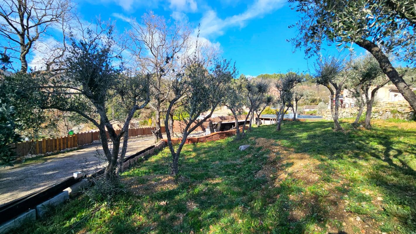 CALLAS Maison dans quartier résidentiel avec possibilité d'extension 13