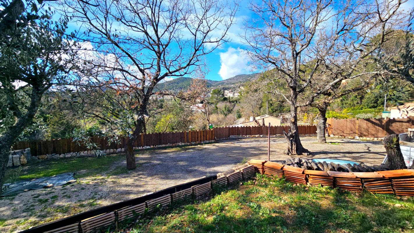 CALLAS Maison dans quartier résidentiel avec possibilité d'extension 7