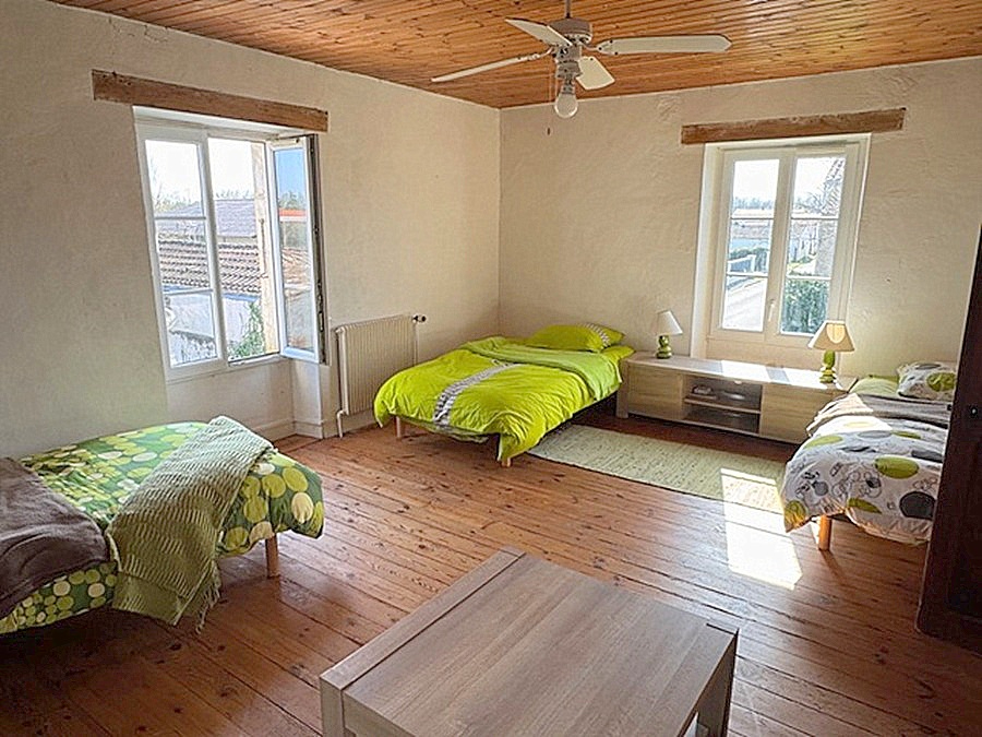 TAUGON Longère charentaise rénovée - 144 m² - 3 chambres - Piscine - Terrain 1000 m² - Bord de conche 11