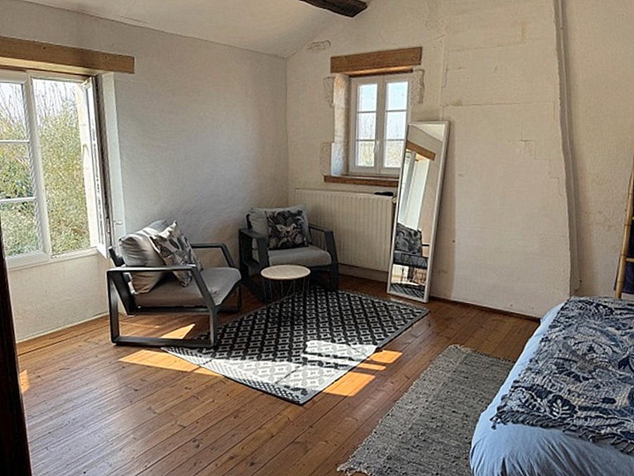 TAUGON Longère charentaise rénovée - 144 m² - 3 chambres - Piscine - Terrain 1000 m² - Bord de conche 8