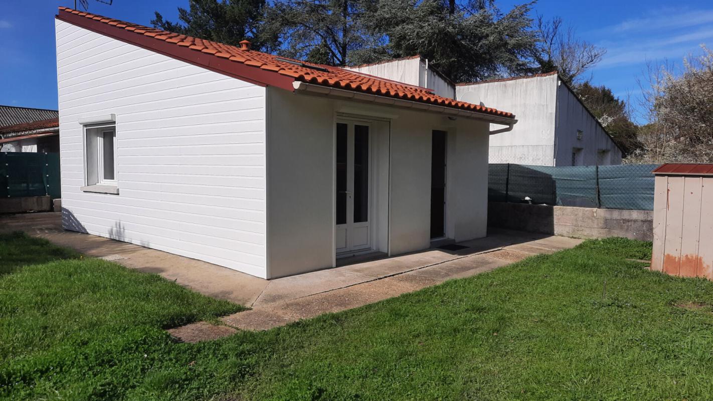 JONZAC Maison Jonzac 3 pièce(s) 69 m2 11