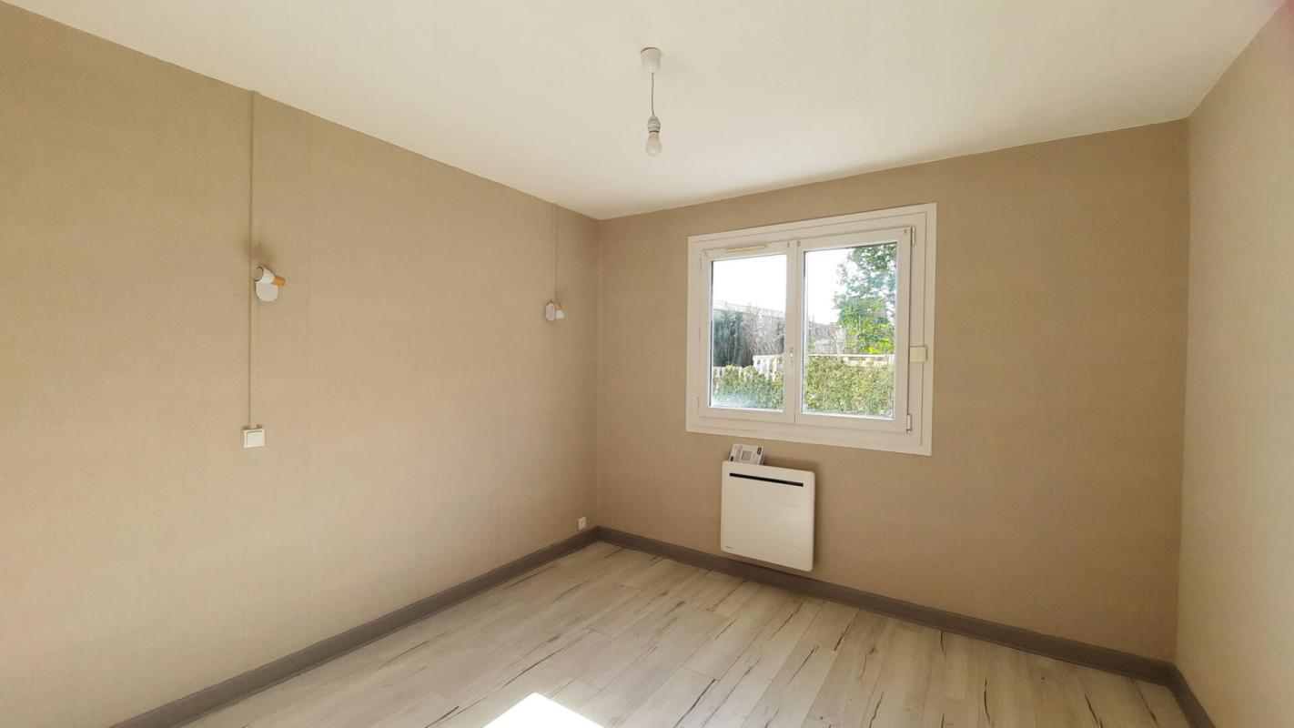 JONZAC Maison Jonzac 3 pièce(s) 69 m2 8