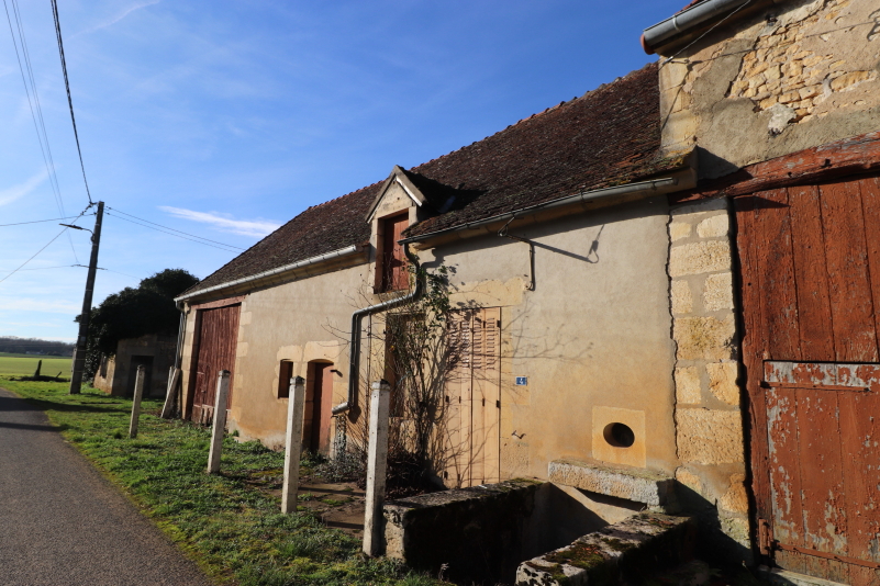 VARENNES-LES-NARCY Maison Varennes Les Narcy 3 pièce(s) 100 m2 5