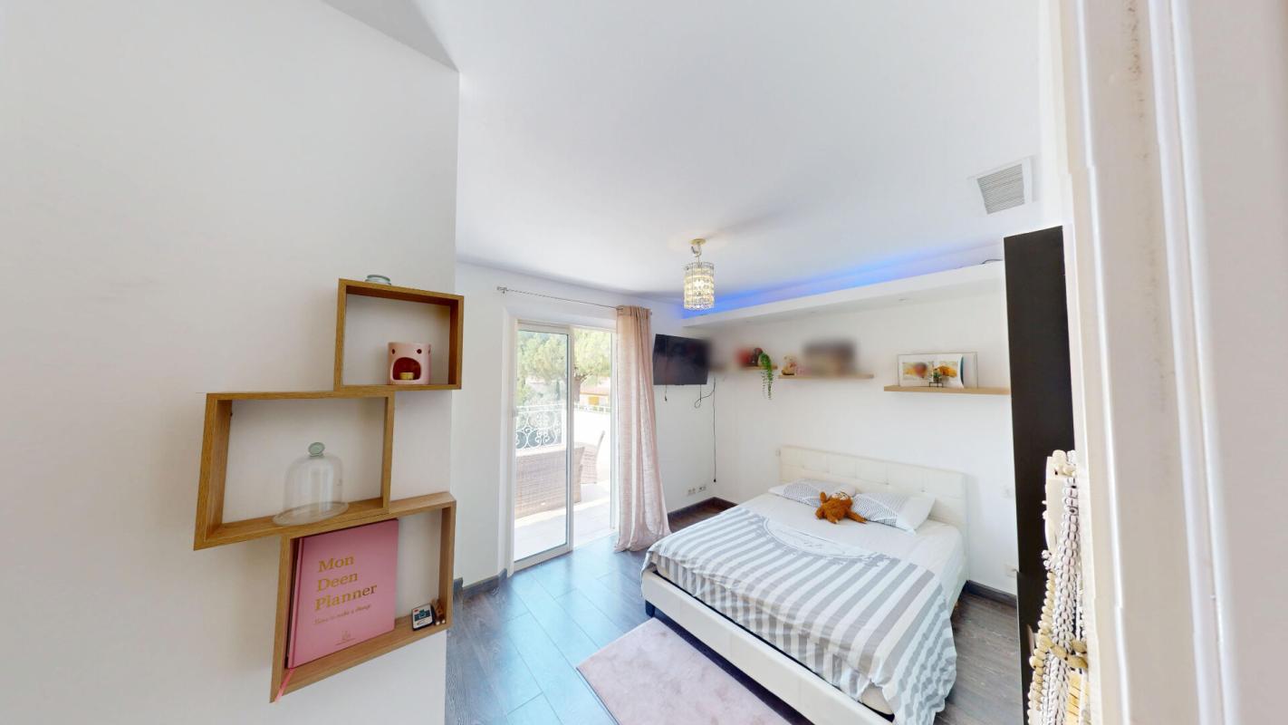 LE MUY LE MUY Élégante villa contemporaine avec piscine - Côte d'Azur 11