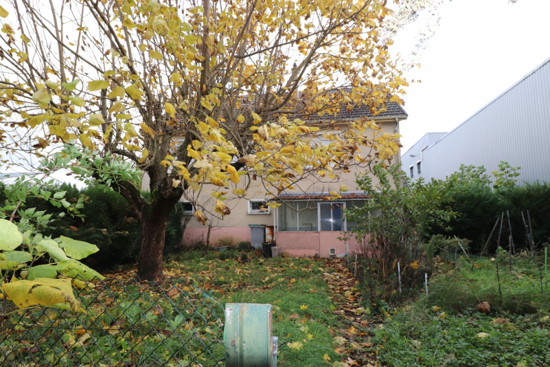 VARENNES-VAUZELLES Maison 5 pièce(s) 109m2 15