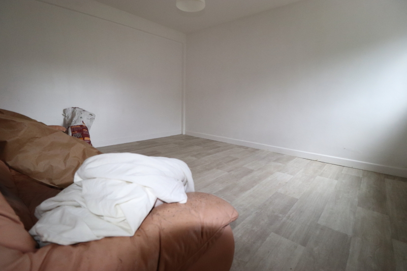 VARENNES-VAUZELLES Maison 5 pièce(s) 109m2 4