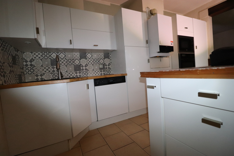 VARENNES-VAUZELLES Maison 5 pièce(s) 109m2 8