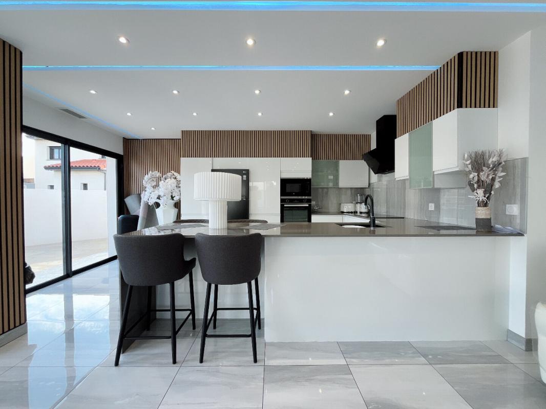 PERPIGNAN Magnifique villa 5 pièces de 105 m2 sur un terrain 4 faces au sud de Perpignan 9