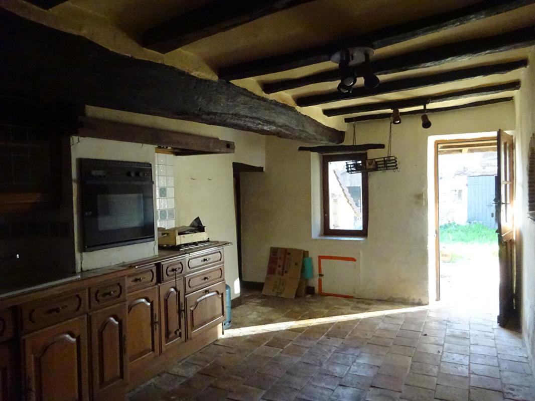 YZEURES-SUR-CREUSE Longère 6 pièce(s) 140 m2 4