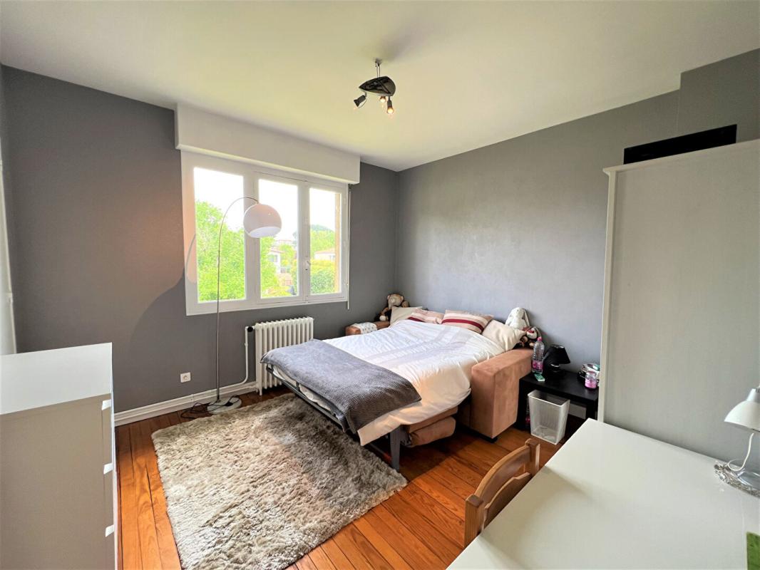 BORDEAUX Maison Bordeaux Caudéran 6 pièce(s) 228 m2 14