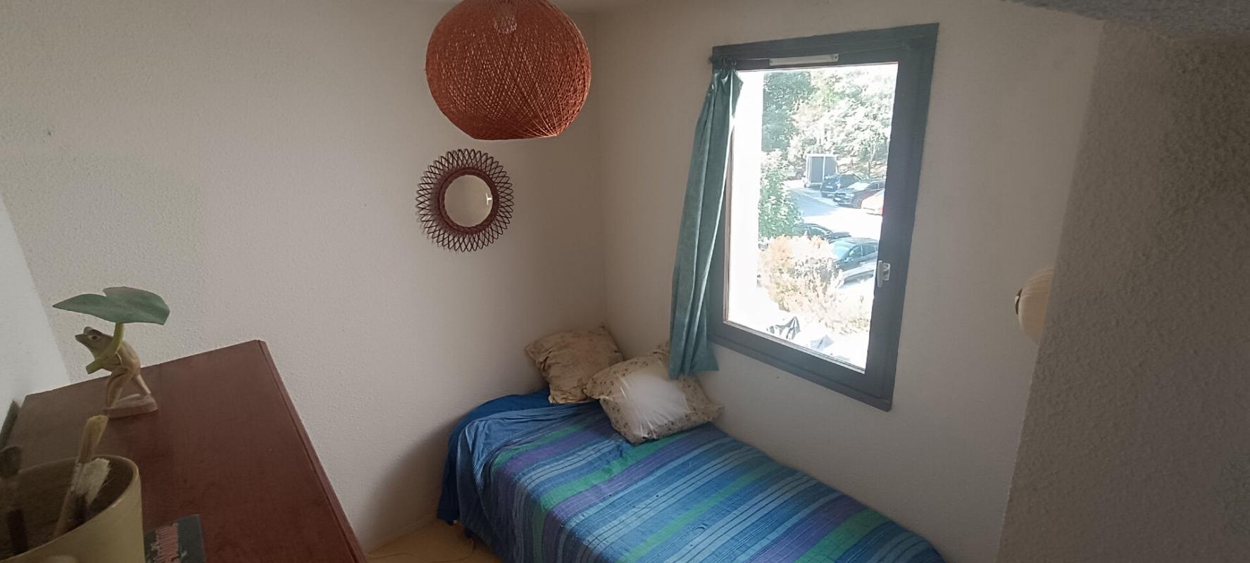 SAINT-GEORGES-DE-DIDONNE Gros potentiel :Appartement  3 pièce(s) Type T3+ 6