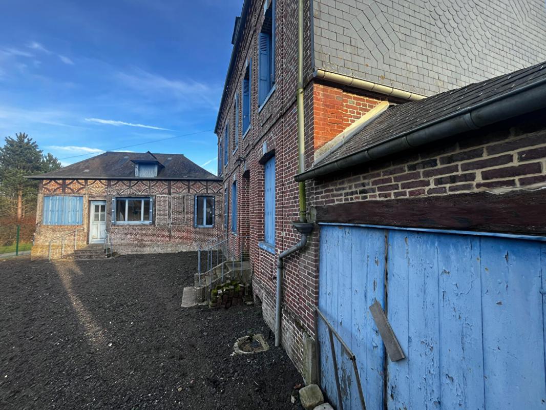 GOURNAY-EN-BRAY MAISON BOURGEOISE 10 PIECES 5 CHAMBRES 178 M2 ET DEPENDANCE 125M2 6