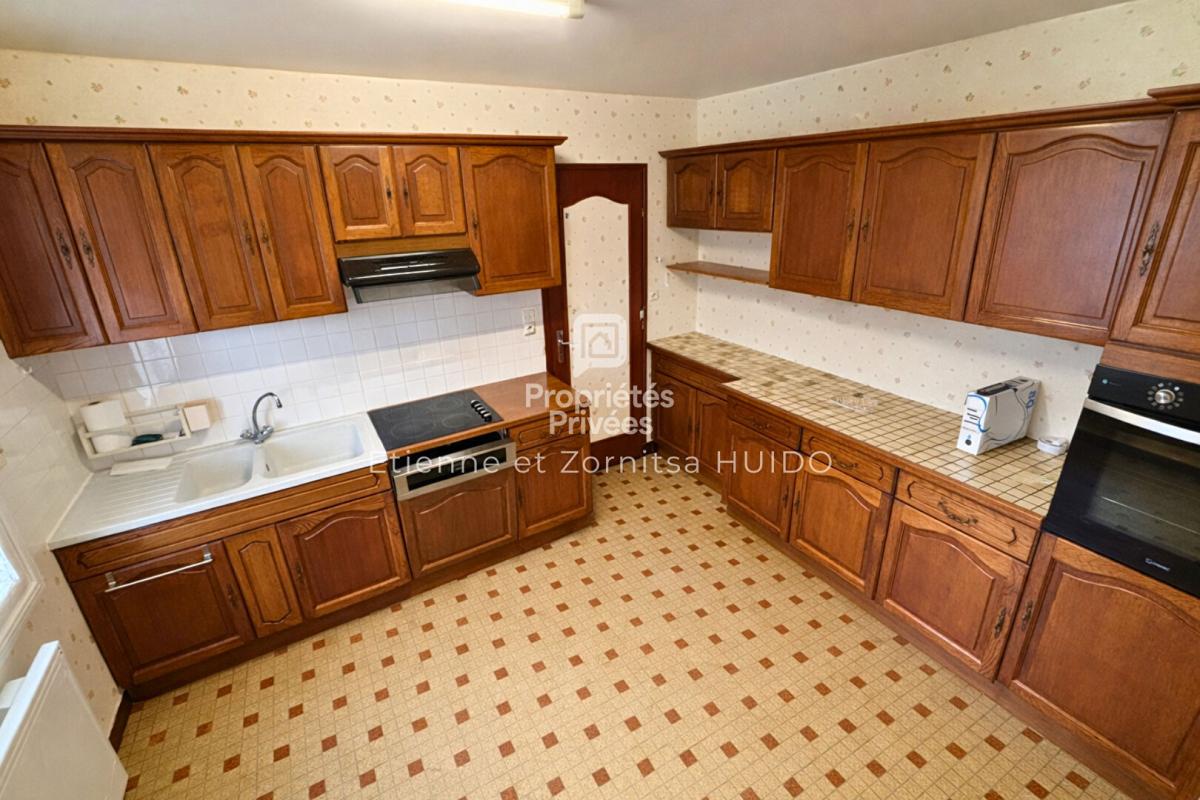 MENETREOLS-SOUS-VATAN Maison Menetreols Sous Vatan 4 pièce(s) 119 m2 5