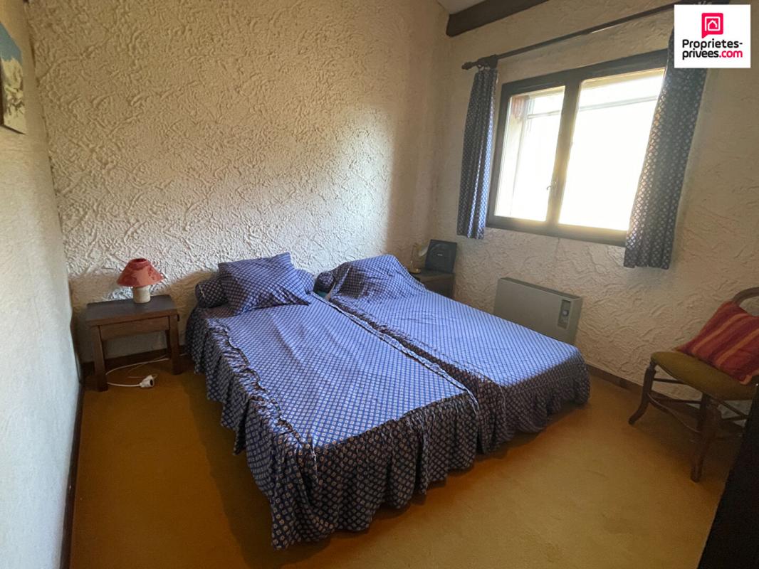 ESPARRON-DE-VERDON Propriété de Charme proche du lac d'Esparron 11