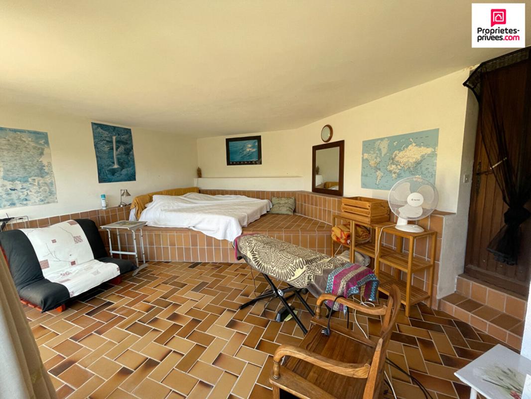 ESPARRON-DE-VERDON Propriété de Charme proche du lac d'Esparron 17