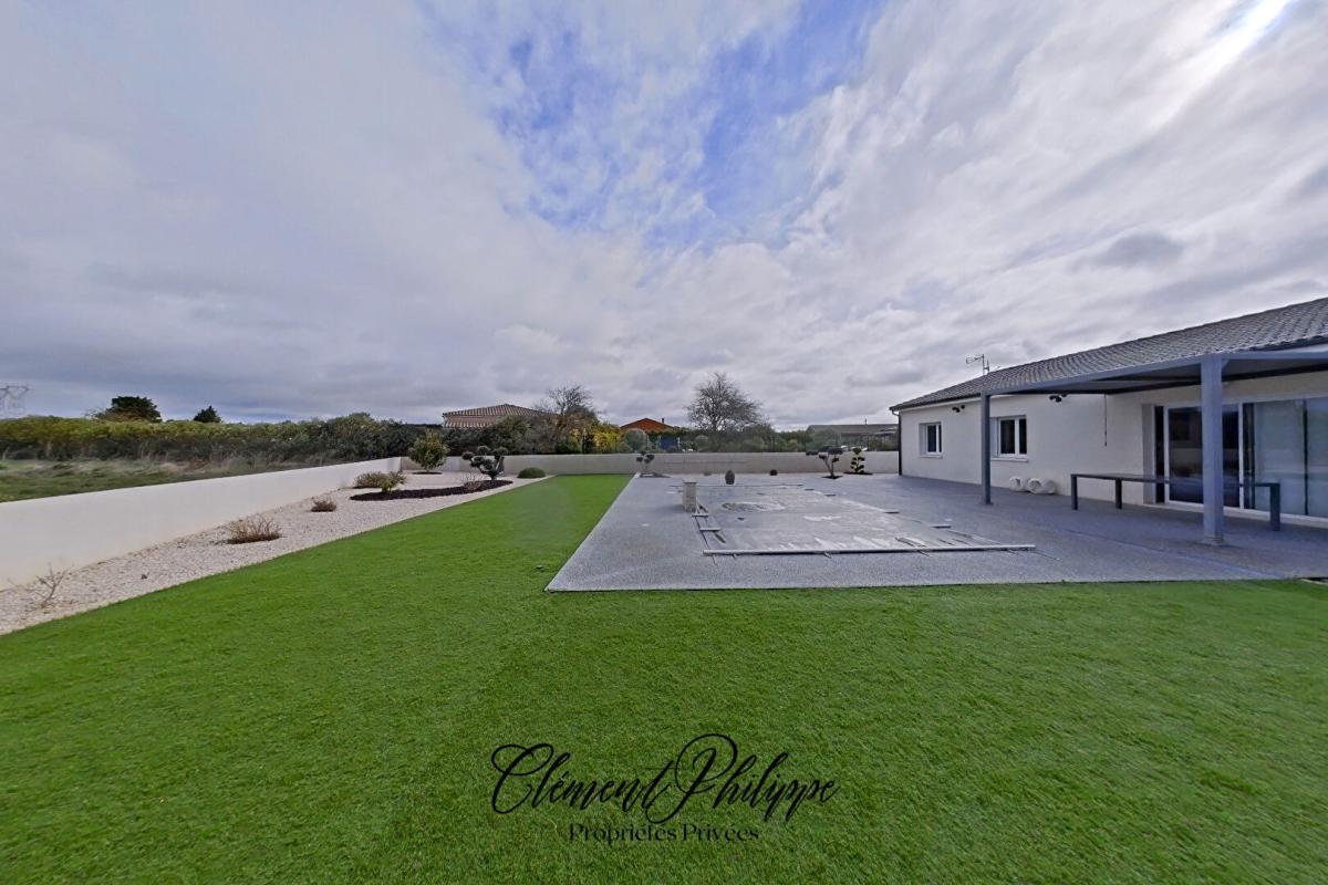 AIGUES-VIVES Villa Aigues Vives 4 pièces 85 m2 11