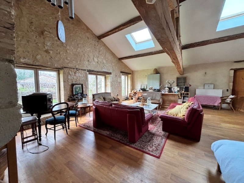 CREON Maison en Pierre 278m2 - Village proche Creon 10 pièce(s) 5