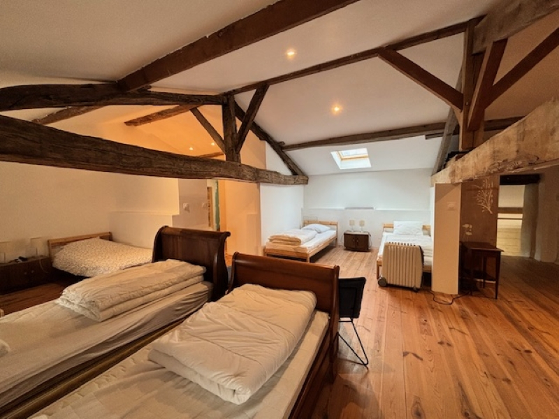 CREON Maison en Pierre 278m2 - Village proche Creon 10 pièce(s) 8