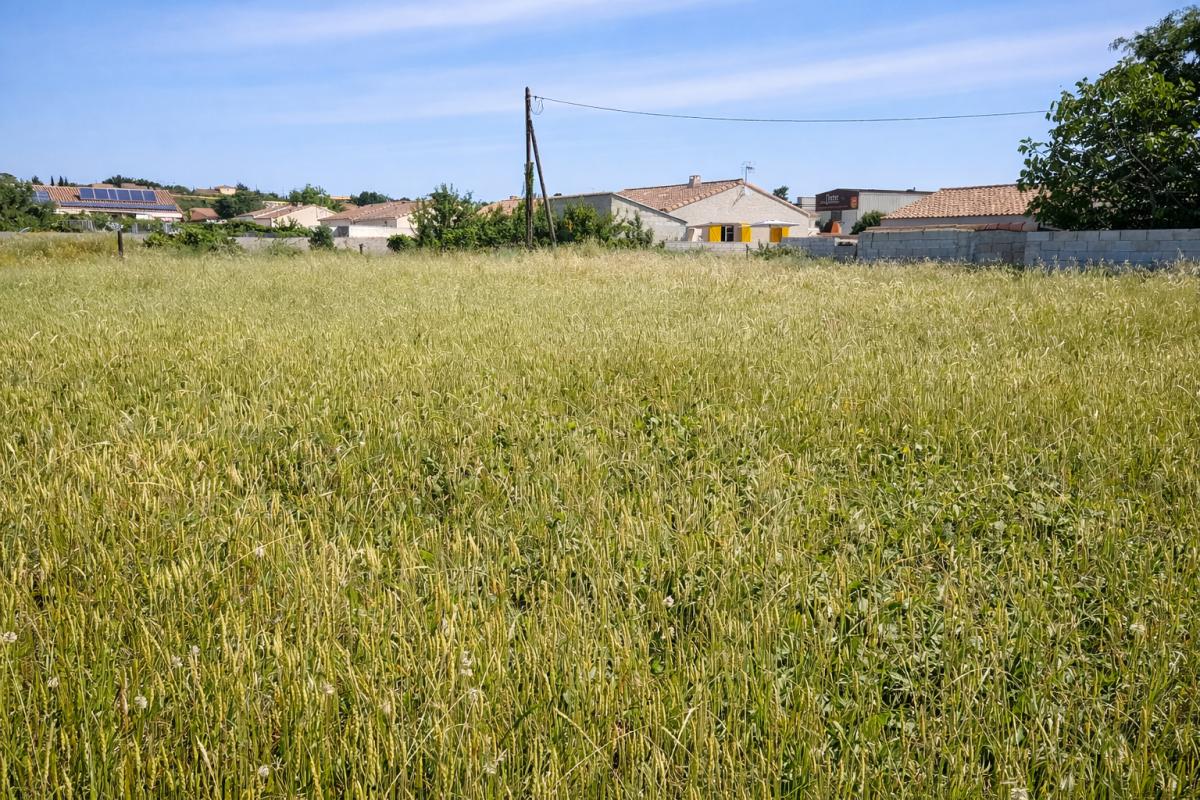FABREZAN Terrain constructible hors lotissement 785 m² 3