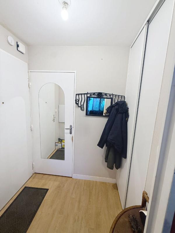 SURZUR SURZUR Appartement T3 en DUPLEX de 67,70 m2, lumineux. À pied du bourg 6