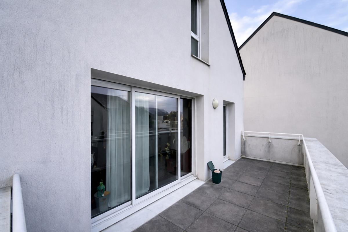 SURZUR SURZUR Appartement T3 en DUPLEX de 67,70 m2, lumineux. À pied du bourg 9