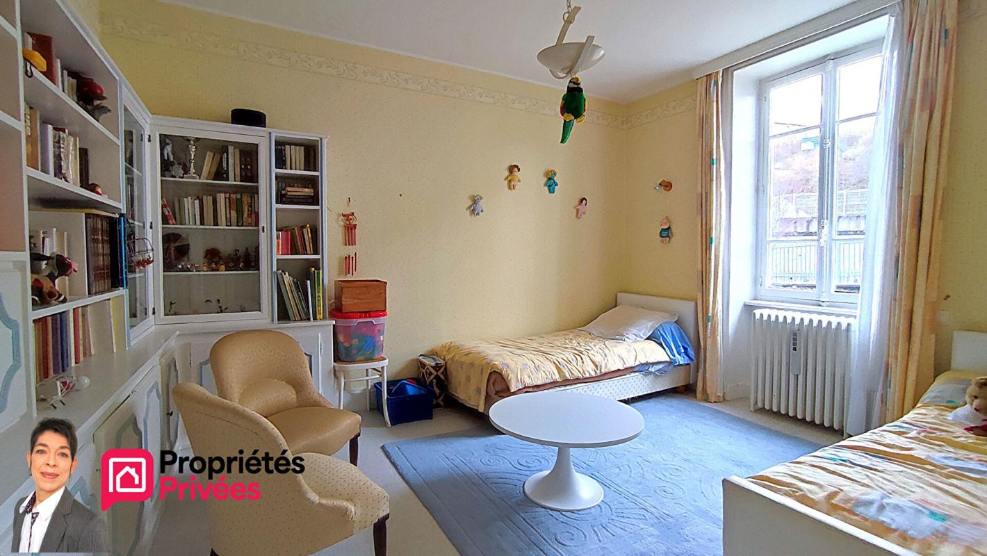 THIZY THIZY-LES-BOURGS (69240) Maison de bourg  320 m² , jardin, dépendances et garage 13