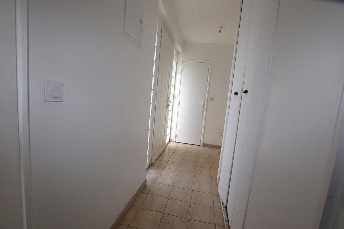 SAINT-BEAULIZE Villa 4 chambres ? 120 m² habitables ? Parcelle 265 m² 17