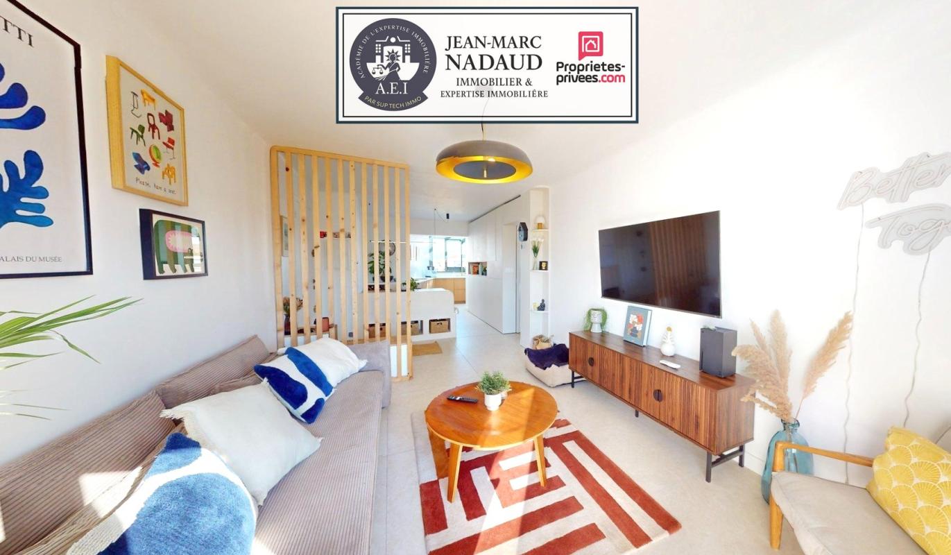 SAINT-RAPHAEL Appartement T3 centre-ville, entièrement rénové, dernier étage traversant, vue dégagée 16