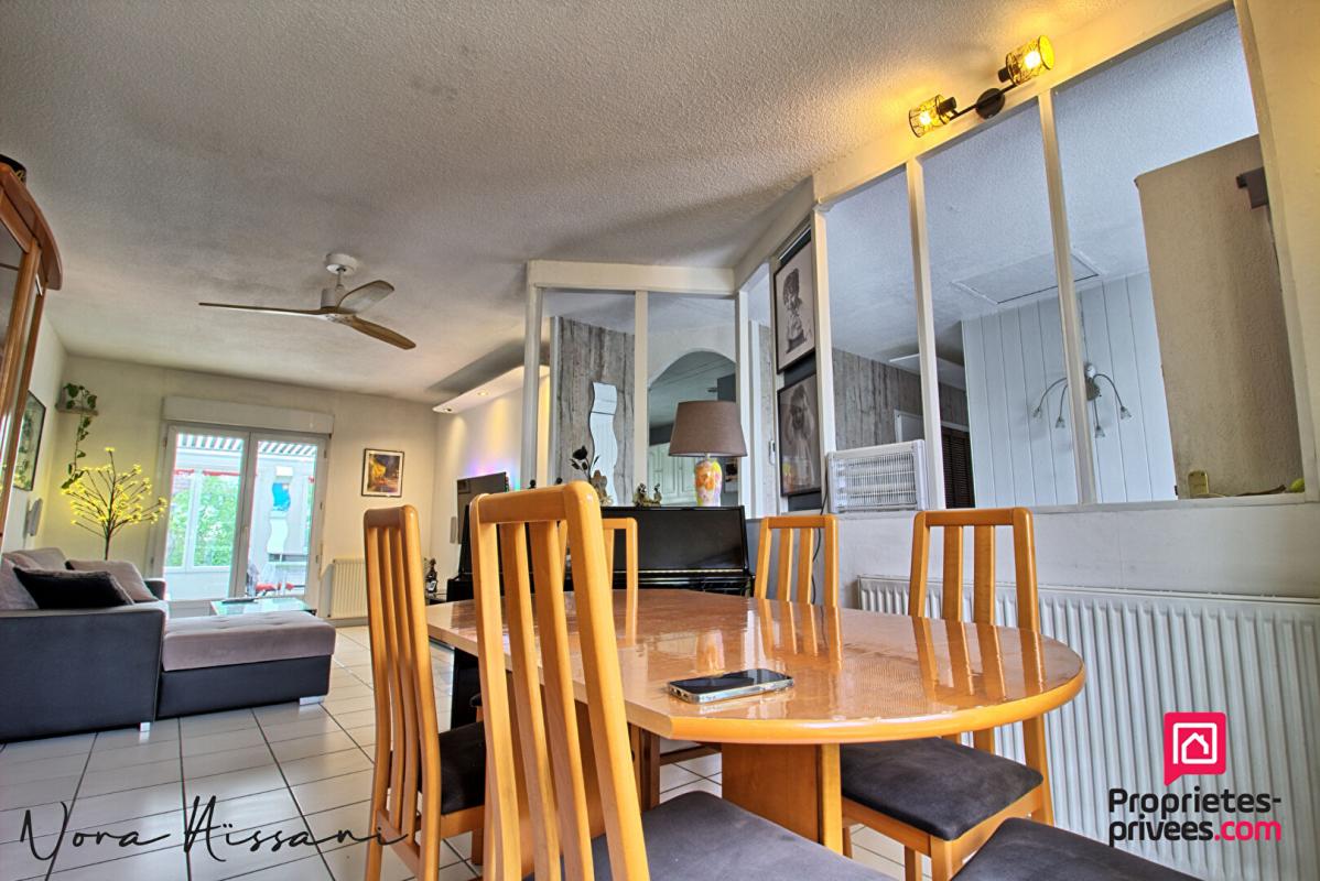 TAVAUX Maison 4 pièce(s) 10