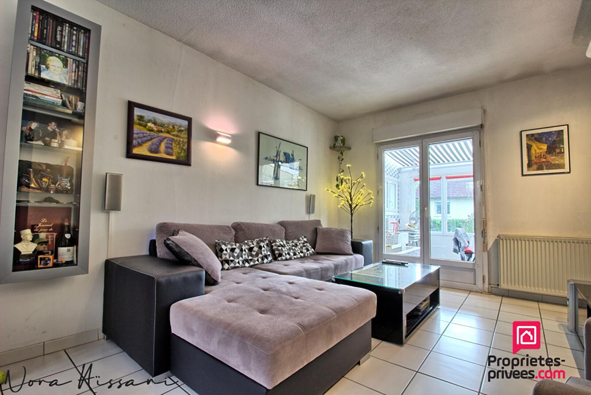 TAVAUX Maison 4 pièce(s) 12