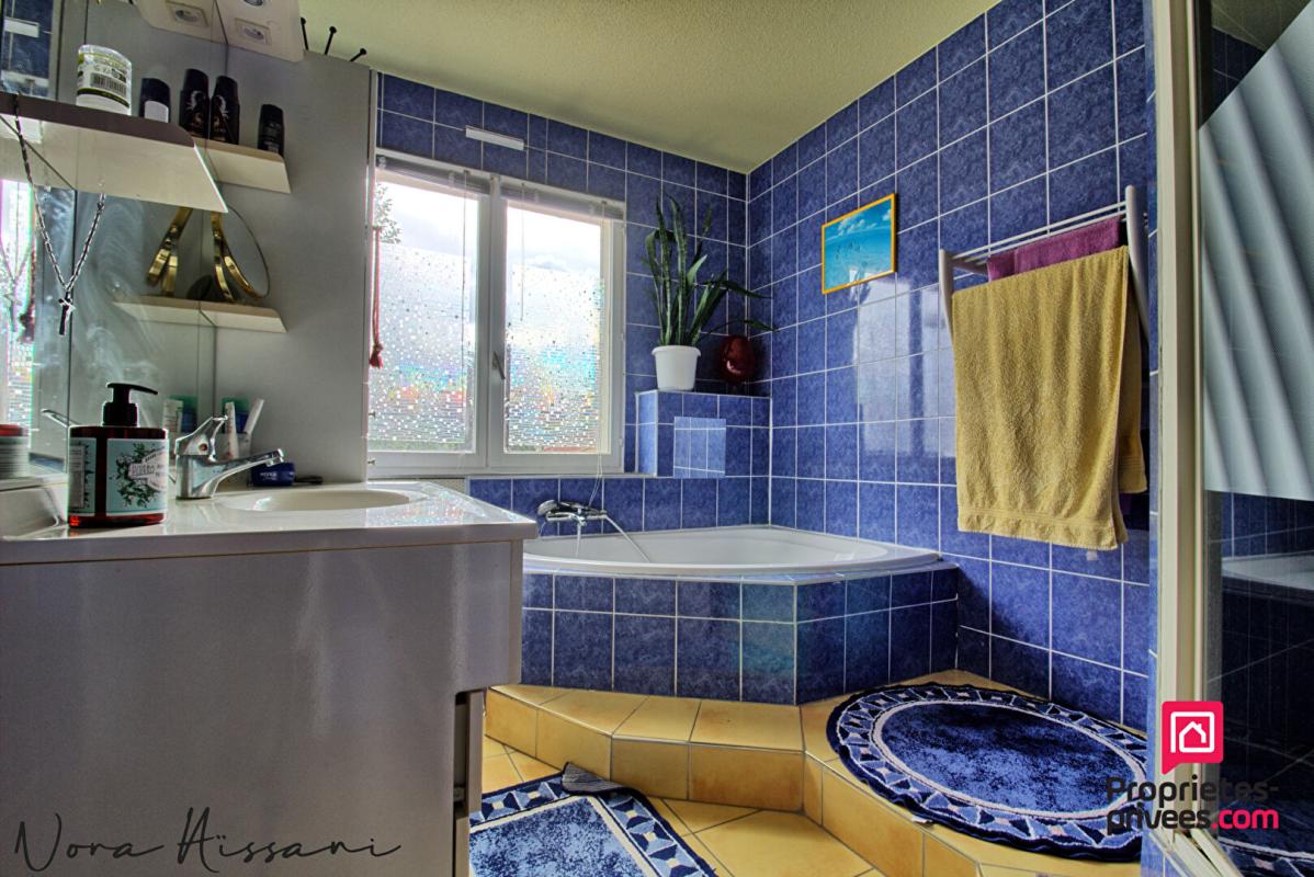 TAVAUX Maison 4 pièce(s) 18