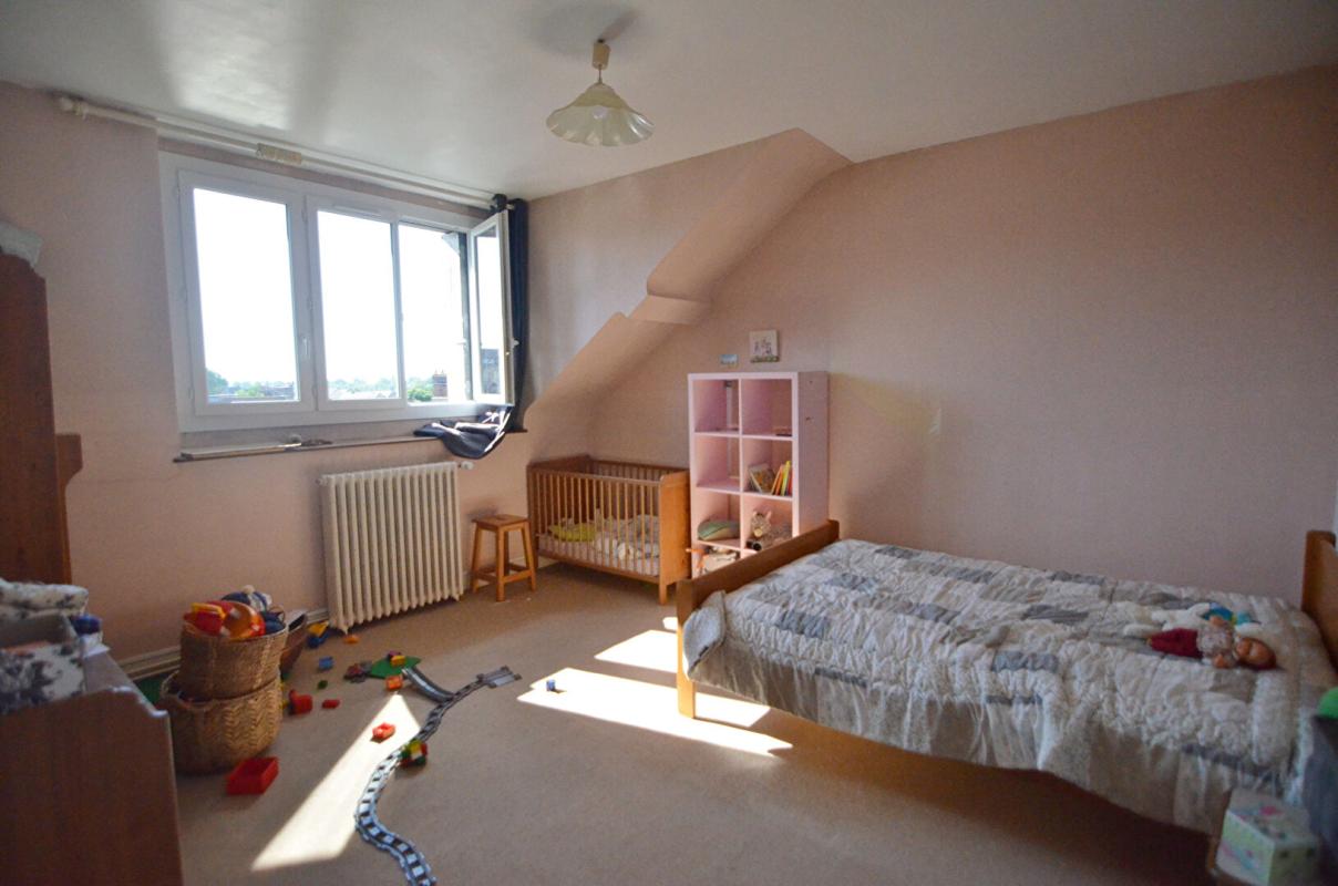 ALENCON Maison de ville avec jardin 10