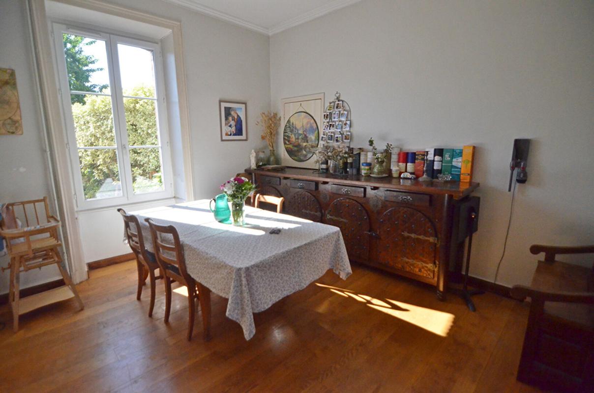 ALENCON Maison de ville avec jardin 4