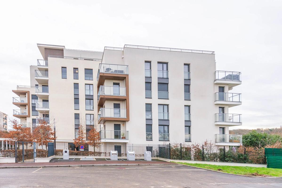 RUEIL-MALMAISON Appartement Rueil Malmaison 3 pièce(s) 62.55 m2 9