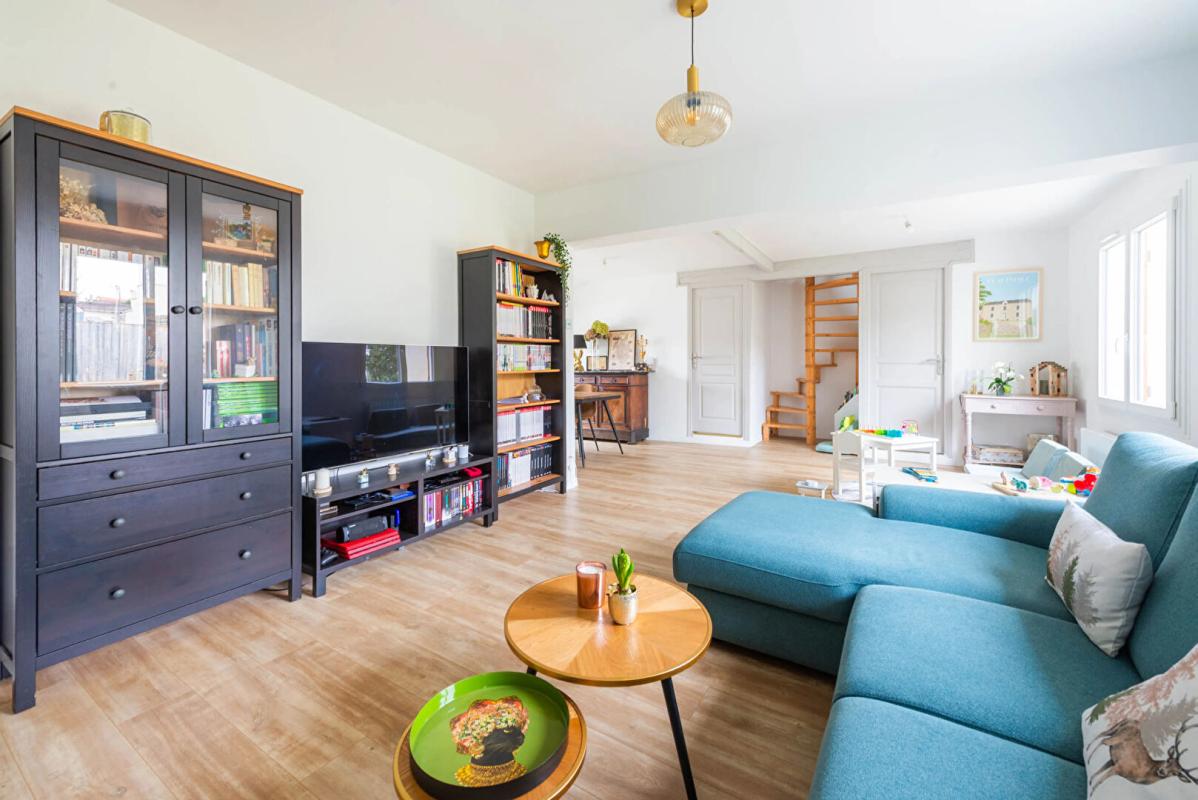 HOUILLES Maison pleine de charme de 97m2 au sol 3