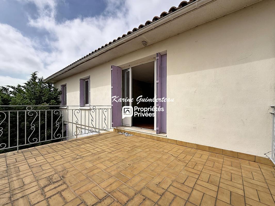 SAINT-EMILION Maison avec vue dégagée et grand jardin secteur St Emilion 10