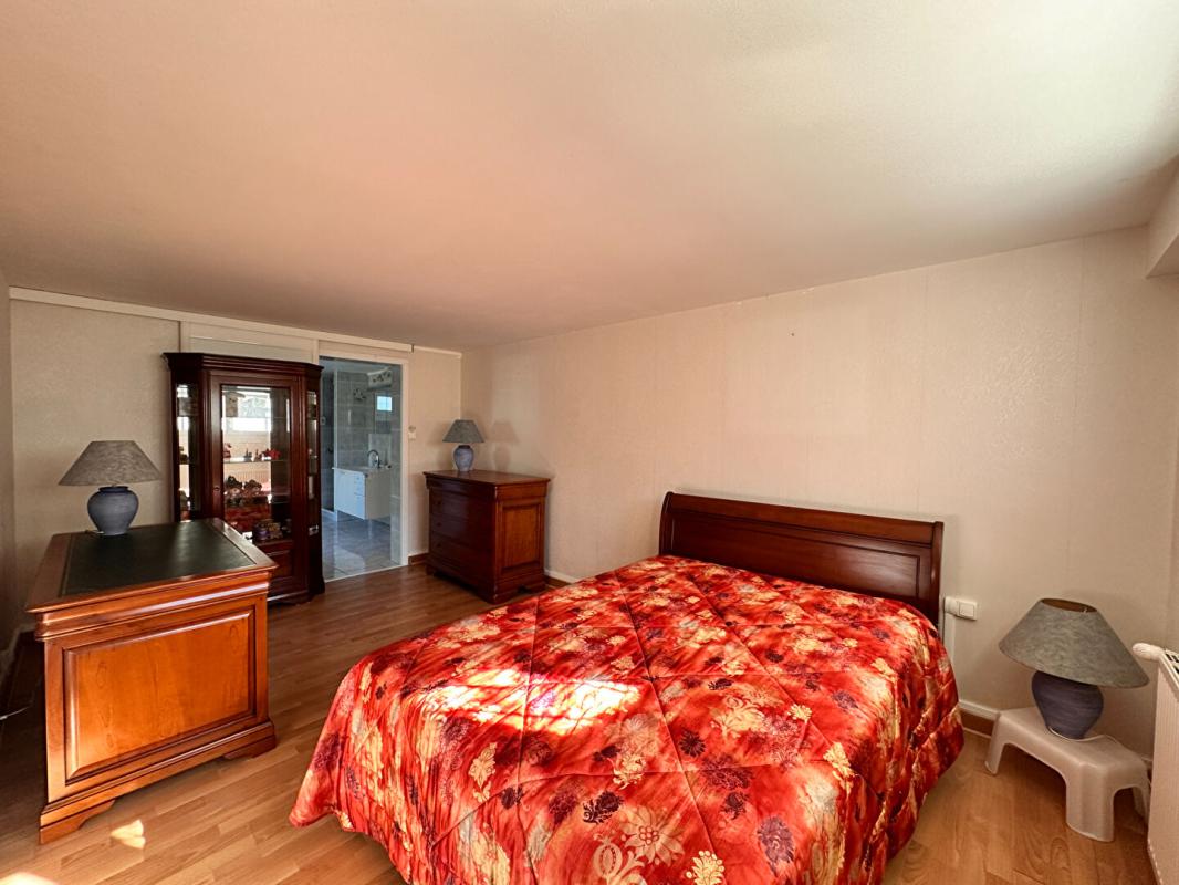 BON-ENCONTRE Maison 11