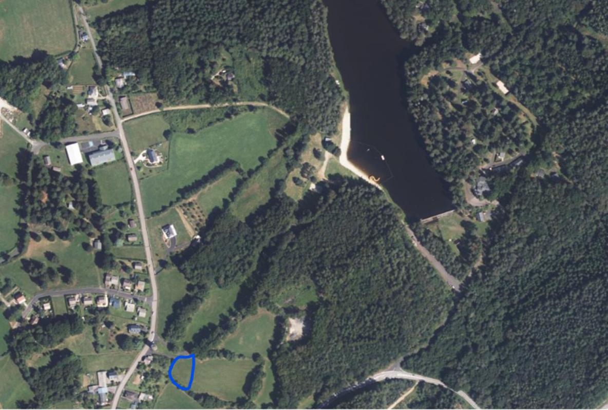 SOURSAC Terrain constructible à 300 m du Lac de Soursac 3