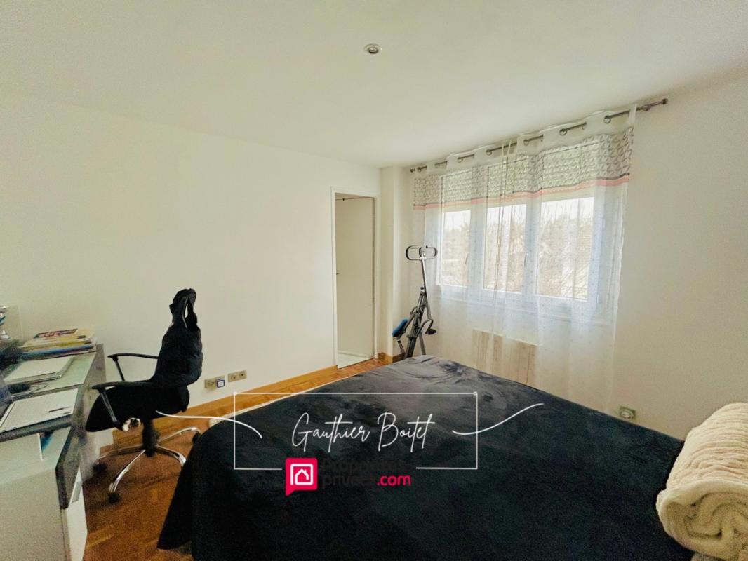 FONTENAY-TRESIGNY Maison Fontenay Tresigny 5 pièce(s) 130 m2 8